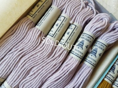 画像10: ボックス付DMCアンティーク刺繍糸セット