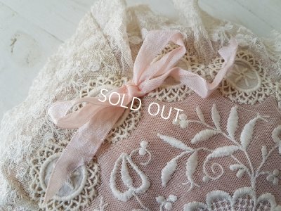 画像3: アンティークレースクッション