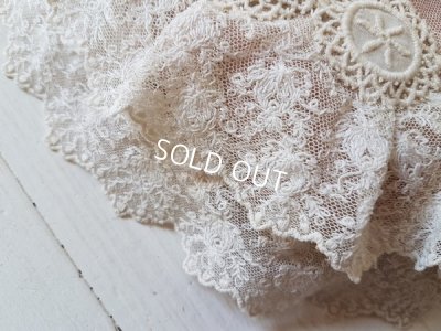 画像5: アンティークレースクッション