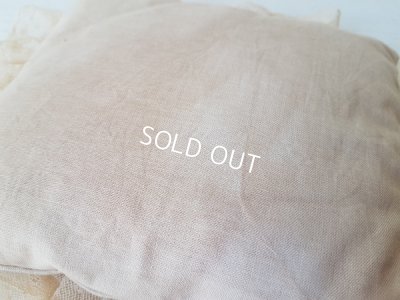 画像8: アンティークレースクッション