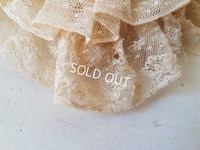 画像9: アンティークレースクッション