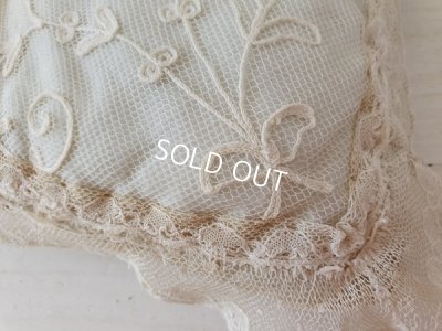 画像8: アンティ―クレースクッション