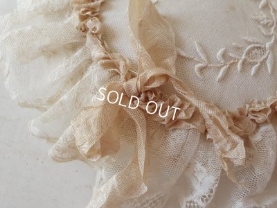 画像6: アンティークレースクッション