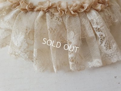 画像8: アンティークレースクッション