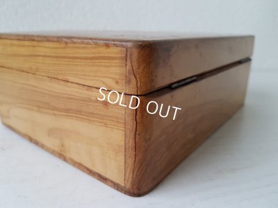 画像16: クッション付き小鳥柄モシュリンヌボックス