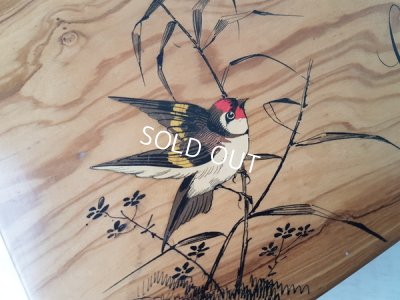 画像3: クッション付き小鳥柄モシュリンヌボックス