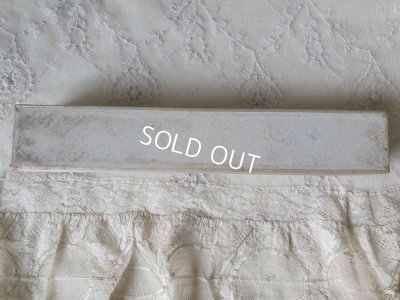 画像10: アンティークくるみボタン装飾ボックス