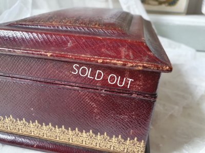 画像11: パープルクッション付ボックス