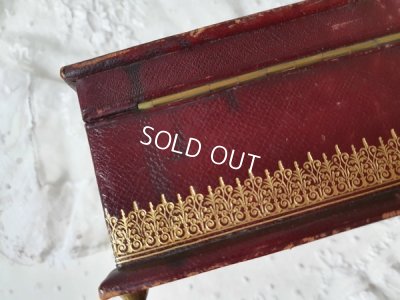 画像13: パープルクッション付ボックス