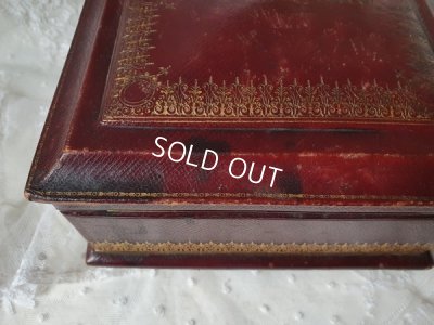 画像14: パープルクッション付ボックス