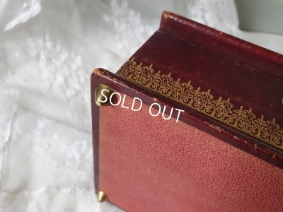 画像16: パープルクッション付ボックス