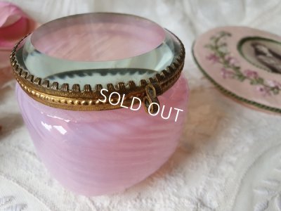 画像3: アンティークオパリンガラスパウダージャー