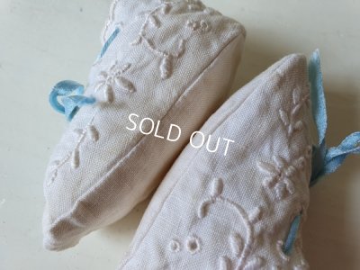 画像9: アンティークカット刺繍ベビーシューズ