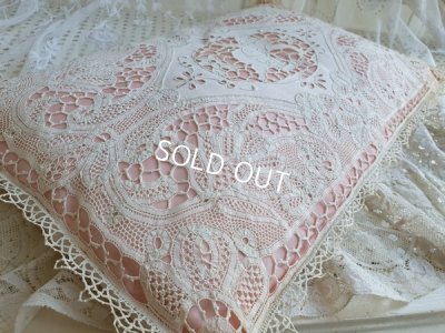 画像9: アンティークレースエンジェルクッション