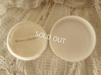画像8: Woods of Windsorすずらんパウダーボックス