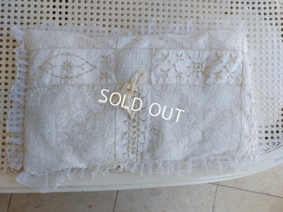 画像3: アンティークレースクッション