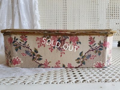 画像8: アンティークリボンと花かご柄カルトナージュボックス