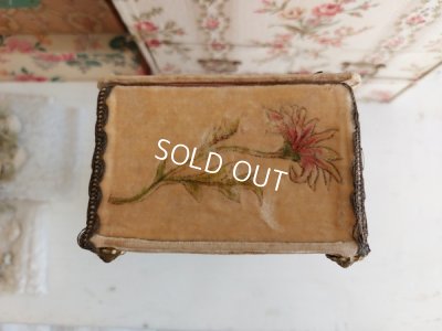 画像7: アンティークカルトナージュボックス