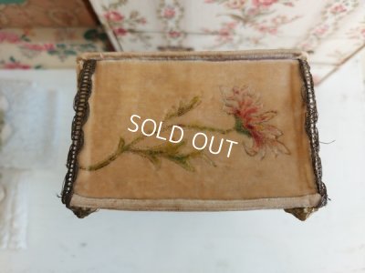 画像8: アンティークカルトナージュボックス