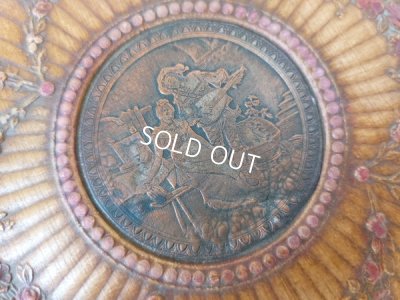 画像3: クッション付きローズガーランドボックス