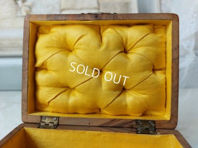 画像4: モシュリンヌすみれとミモザ柄クッション付きボックス