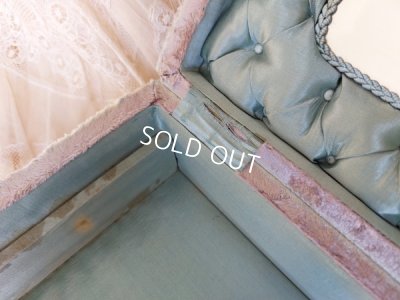 画像17: アンティーククッション付きボックス