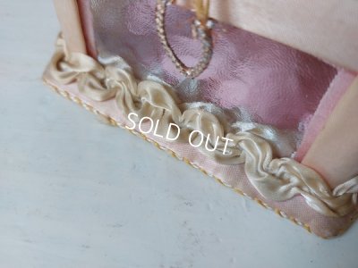 画像7: アンティーク布花装飾のガラスケース