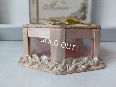 画像13: アンティーク布花装飾のガラスケース