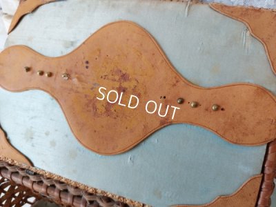 画像13: アンティーククッション付バスケット