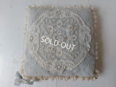 画像10: アンティークレースクッション