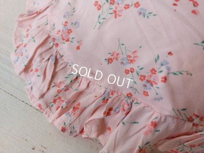 画像15: 小花柄クッション