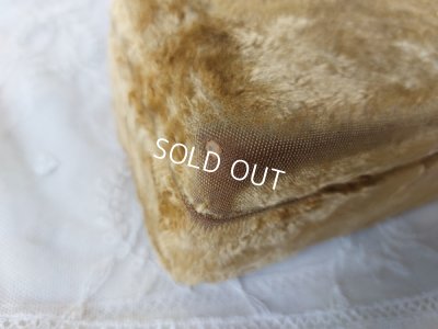 画像11: クッション付きハンドグローブボックス