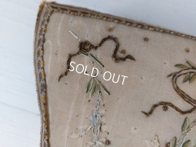 画像7: アンティークリボン刺繍ボックス