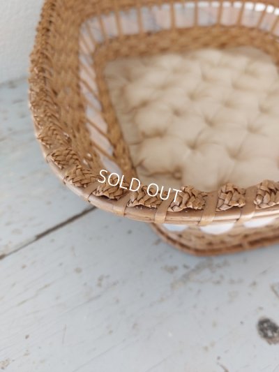 画像8: アンティーククッション付バスケット