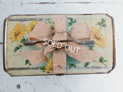 画像5: アンティークリボンと花柄ブリキバスケット