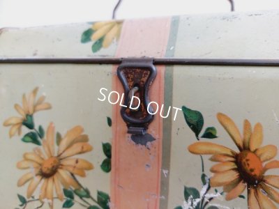 画像10: アンティークリボンと花柄ブリキバスケット