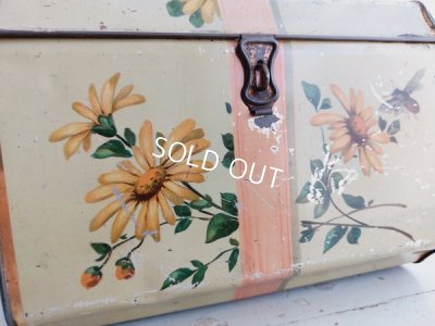 画像12: アンティークリボンと花柄ブリキバスケット