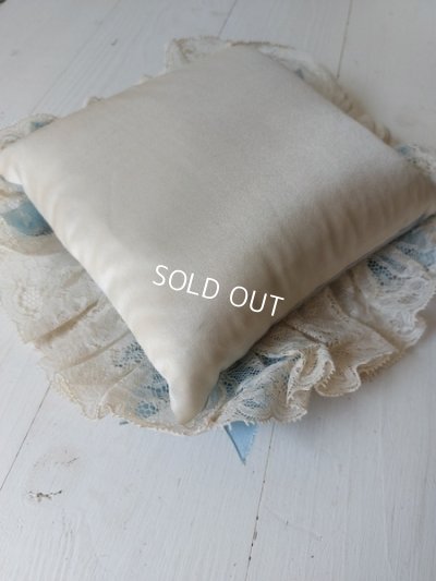 画像13: アンティークレースクッション