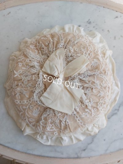 画像6: アンティークレースクッション