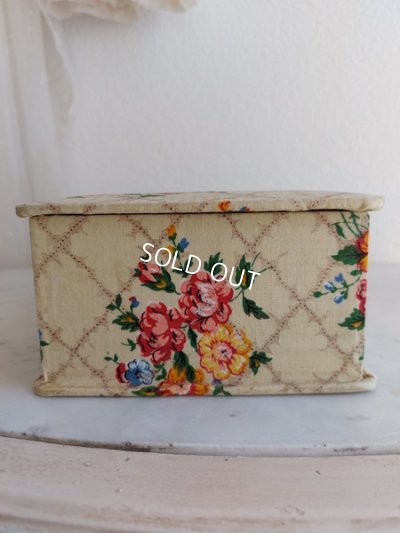 画像12: アンティーク花柄カルトナージュボックス