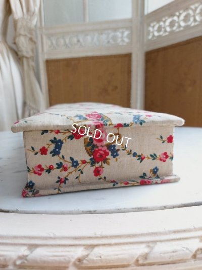 画像2: アンティーク花かご柄カルトナージュボックス