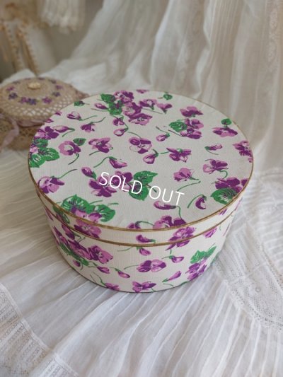 antiquevioletbox