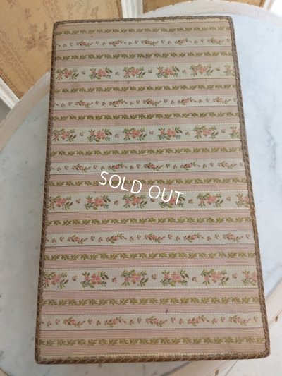 画像9: アンティーク花柄カルトナージュボックス