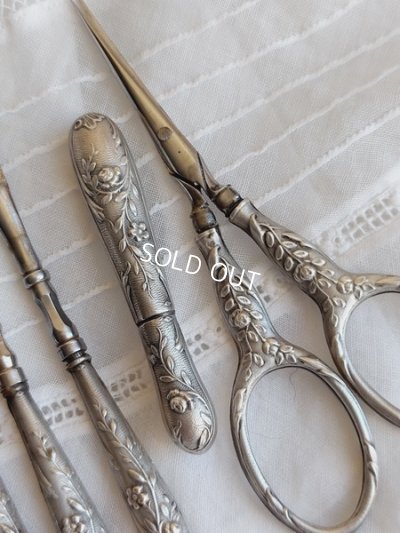 画像7: アンティークシルバーソーイングセット