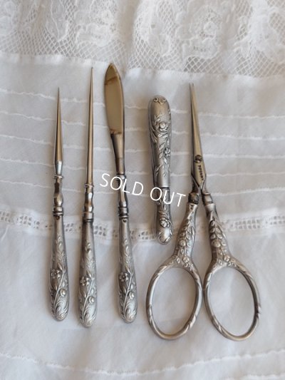 画像5: アンティークシルバーソーイングセット