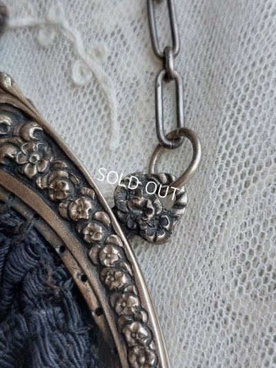 画像10: アンティークシルバーがま口