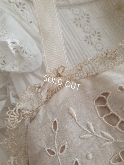 画像10: アンティークレースクッション