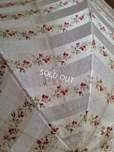 画像20: アンティーク花柄パラソル