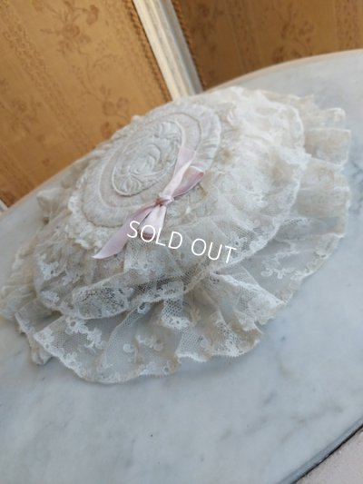 画像8: アンティークレースクッション