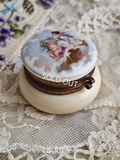 画像7: アンティークエンジェル柄パウダージャー